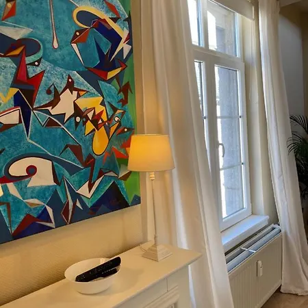 Le 25, Duplex Elegant Au Coeur Du Pietonnier Historique アパート ナミュール